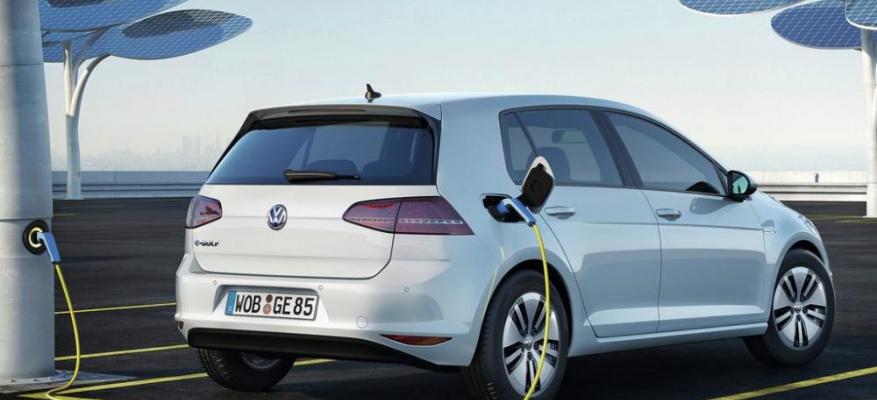 To ηλεκτρικό VW e-Golf πιο φτηνό από το μοντέλο πετρελαίου!!! | STARTEG.GR